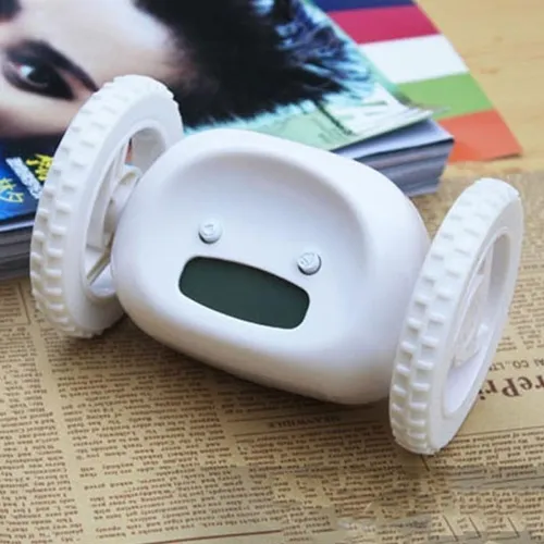 Reloj despertador que corre sale