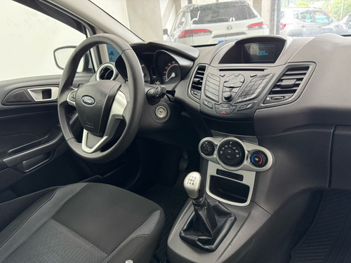 Ford Fiesta 1.6 TI-VCT FLEX SE MANUAL