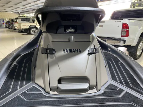 Yamaha Fx1800-y 2023