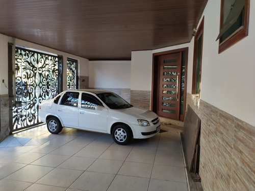 Imagem 6 de 16 de Casa Confortável Bairro Iguaçu