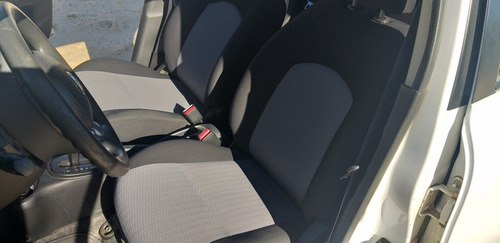Nissan March 1.6 Sense At 2013