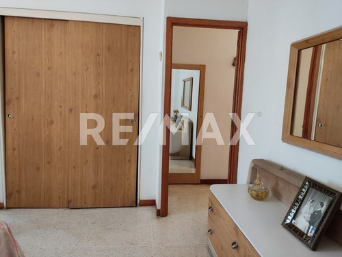 Imagen 8 de 12 de Casa En Veta Ubicada En Urb. Horizonte