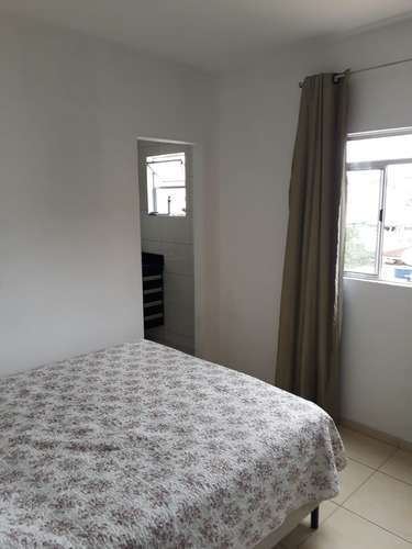 Três Quartos Com Três Banheiros, Garagem