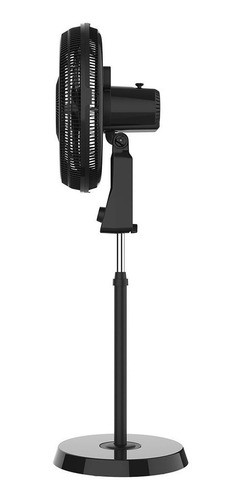Ventilador de pie Oster OVTR880 turbo negro con 6 aspas color gris, 40 cm de diámetro 220 V