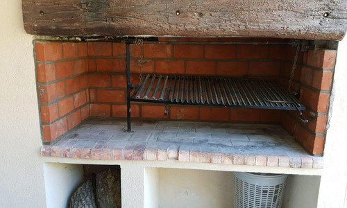 Casa De 4 Dormitorios C/ Piscina La Herradura