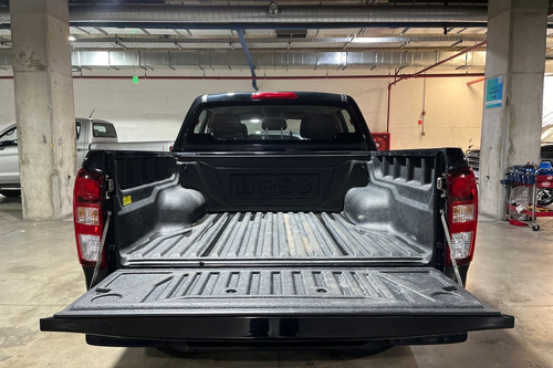 Mazda BT-50 3.0 CORE MT 4X4 DIESEL