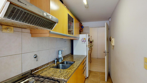 2 Ambientes En Venta, Con Balcón Y Cochera-cañitas