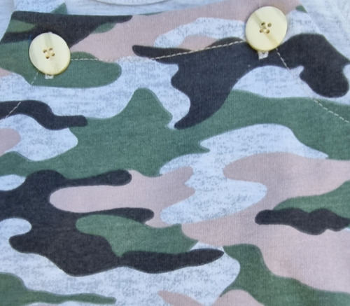 Imagen 2 de 2 de Conjunto Bebe Jardinero Rustico Camouflado Y Remera Lisa