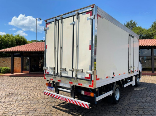 Mercedes Benz Accelo 815 Câmara Fria