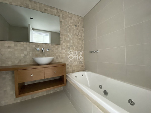 Imagen 20 de 25 de Rincon Del Indio, Penthouse En Venta!