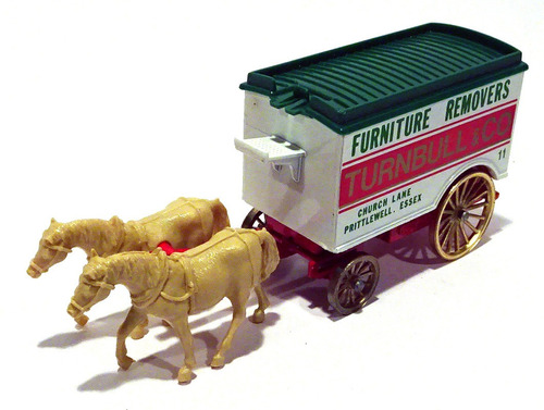 Horse Drawn Turnbull & Co 1/50 Lledo Days Gone