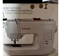 Comprar Máquina De Coser Singer 7442 Eletrônica Con Iluminación