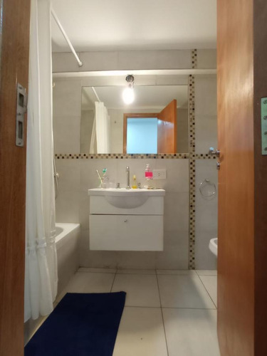 Imagen 11 de 23 de Venta. Departamento Dos Dormitorios, Patio Y Cochera. Zona Centro