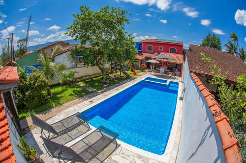 Casa De Temporada Com Piscina E Playground, Próximo À Praia