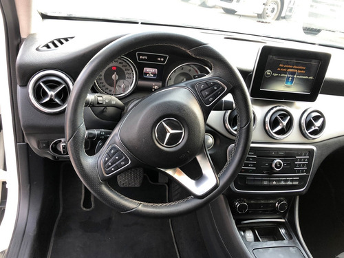 Mercedes Benz Gla 200 2017 1.6 - Pequena Monta=250 C300 Sik