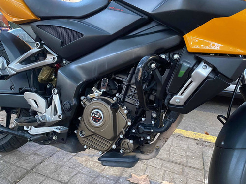 Bajaj Ns200