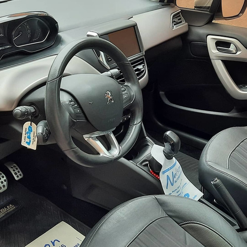 Peugeot 208 1.6 Feline 2017