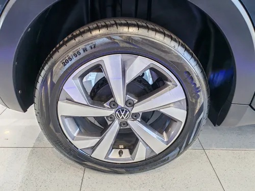 Volkswagen Taigun 1.0 Tsi Comfortline At