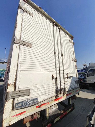Hino Xzu Otra 2013