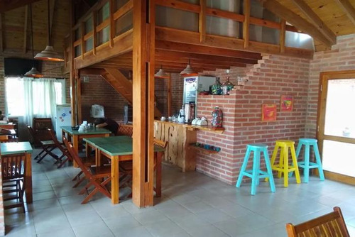Venta De Hostel La Gran 7 + Departamento - Villa Gesell