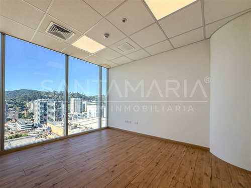 Arriendo Oficina Ubicada En Barros Arana, Concepción.