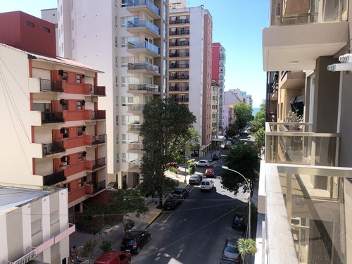 Departamento 3 Ambientes Zona La Perla. Edificio Cronos Xix