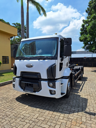 Ford Cargo 2429