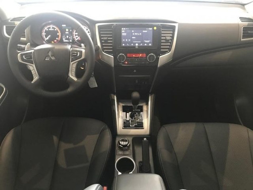 Imagem 7 de 12 de Mitsubishi All New L200 Triton Sport Hpe 2.4 16v