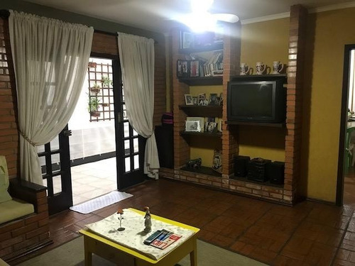 Imagem 9 de 19 de Casa No Saguaçú Com 3 Quartos Para Venda, 166 M² - Lg6057