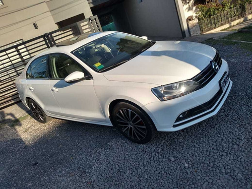 Volkswagen Vento 2.5 Advance Plus 170cv Tiptronic 2015