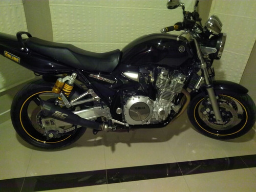Yamaha Xjr 1300 Rodada 2010