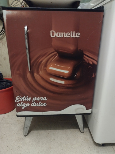 Heladera Whirlpool Bajo Mesada, Ploteada Logo Danette 