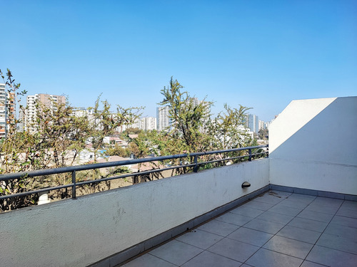 Edificio Primera Avenida (1 Est.) Vista Nororiente Piso 5