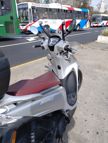 Moto Scooter Kymco 150 Cc. Año 2018