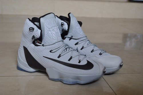 Kp3 Botas Deportivas Nike Lebron James Elite Xiii Gris 