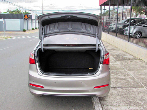 Imagem 9 de 15 de Hyundai Hb20s 1.0 Comfort Plus 12v Flex 4p Manual
