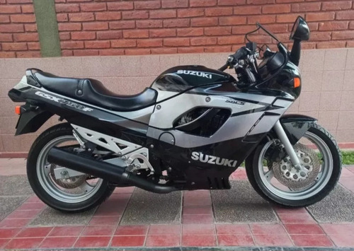 Suzuki  Gsx750f 