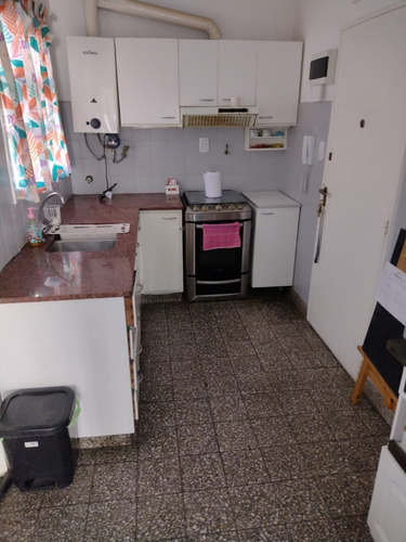 Imagen 4 de 15 de Departamento 4 Ambientes/ Al Frente/ Cochera/ Ramos Mejía