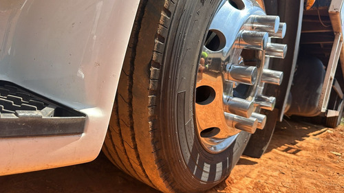 Volvo Vm 330 Guincho Plataforma 11m