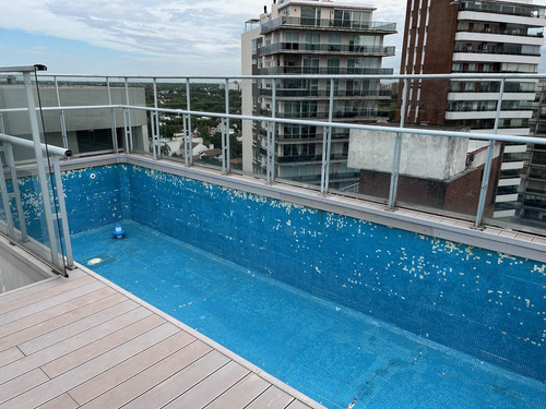 Departamento En Venta En La Lucila, 3dormitorios, 2cocheras, Pileta