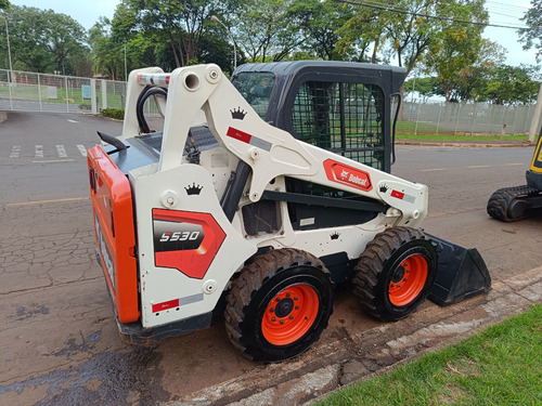Mini-carregadeira Bobcat S530 Ref.242888
