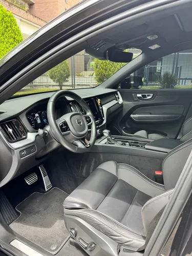 Volvo XC60 2.0 T5 Awd R-design