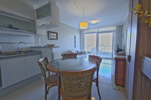 Apartamento 1 Dormitorio Alquiler Anual Playa Mansa- Ref: 1699