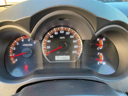 Toyota Hilux 3.0 Cd Srv Cuero I 171cv 4x2 2013