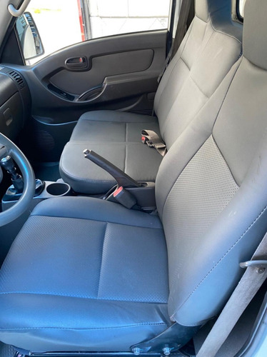 Hyundai Hr 2.5 Ano C/ Carroceria 2015 / 2016