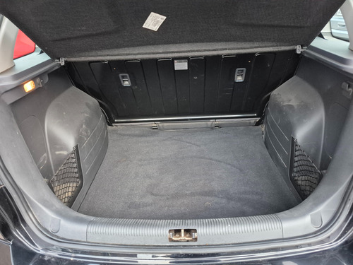 Volkswagen Suran 1.6 Highline