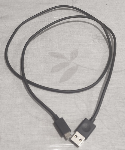 Cabo Carregador Micro Usb Para Controles Gamers Xbox One/ps4 (Usado)