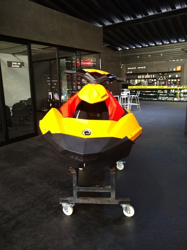 Imagen 1 de 8 de Sea Doo Can Am Spark 2up 60