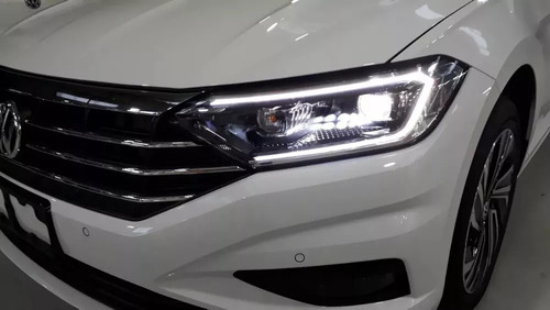 Imagen 2 de 15 de Volkswagen Vento 1.4 Highline 150cv At 8
