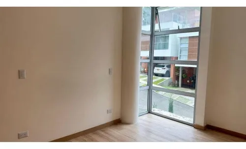 Casa Unifamiliar En Venta En Envigado Loma La Esmeralda